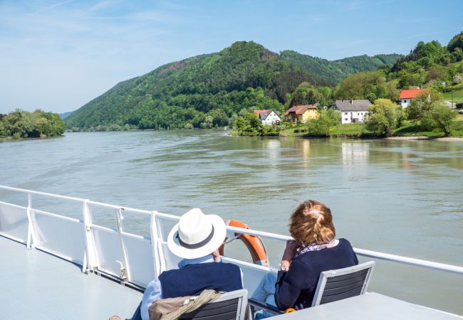 Schifffahrt Träumendes Bonn-Senioren op Jöck