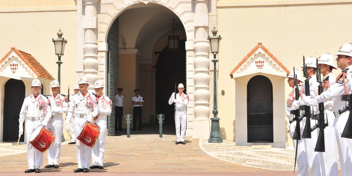 Urlaub an der Blumenriviera mit Zitronenfest in Menton - WARTELISTE