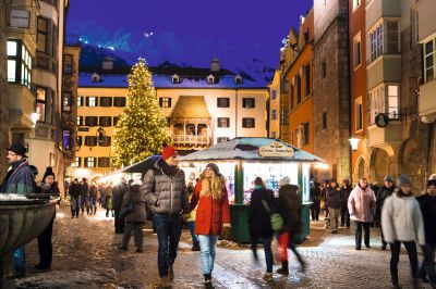 Innsbruck - Christkindlmarkt am Goldenen Dachl