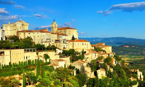 Gordes, mittelalterliches Dorf in der Provence