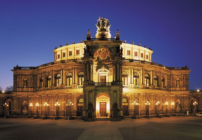 Musikalisches Frühjahr in Dresden mit Semperoper