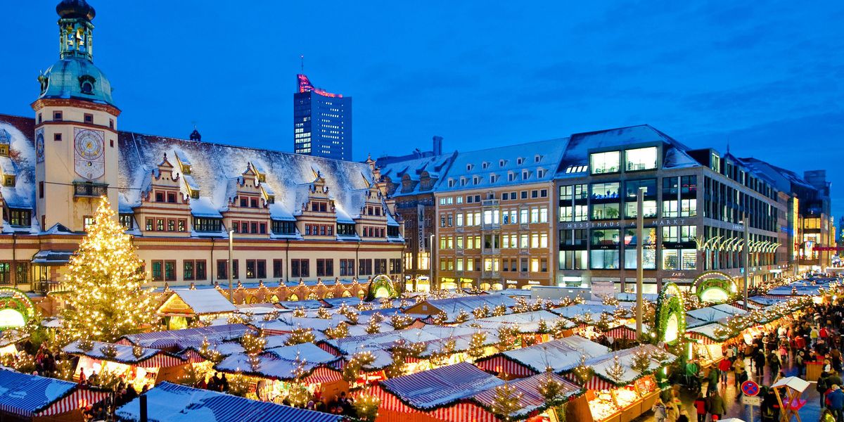 Dresden - Striezelmarkt mit Erzgebirge und Leipzig