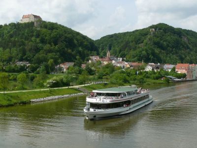 Brunch-Schifffahrt mit der MS Renate im schönen Tal der Altmühl und Besuch von Kloster Weltenburg