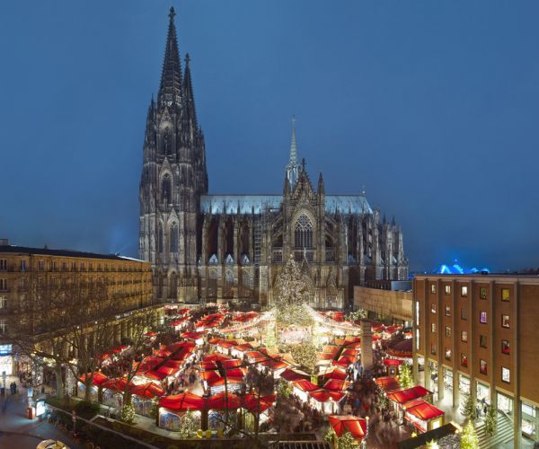 Kölner Weihnachtsmarkt am Dom 