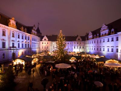 Regensburg und Weihnachtsmarkt Schloss Thurn & Taxis