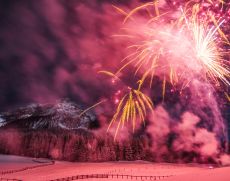 Feuerwerk in den Bergen