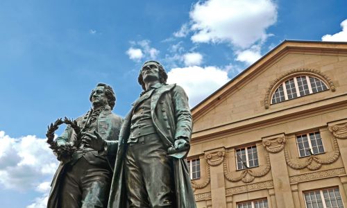 Goethe und Schiller Denkmal in Weimar