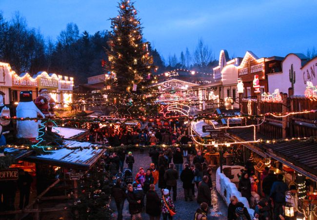 Deutsch-amerikanischer Weihnachtsmarkt Pullman City