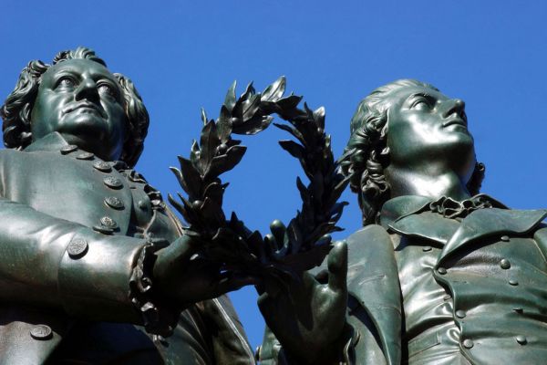 Goethe- und Schillerdenkmal