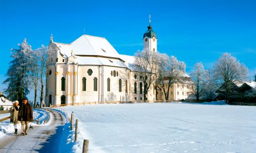 Winter an der Wieskirche bei Steingaden