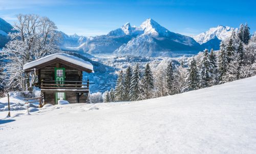 Idyllische Winterlandschaft im Berchtesgadener Land