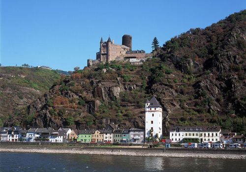 Burgenfahrt auf dem Rhein